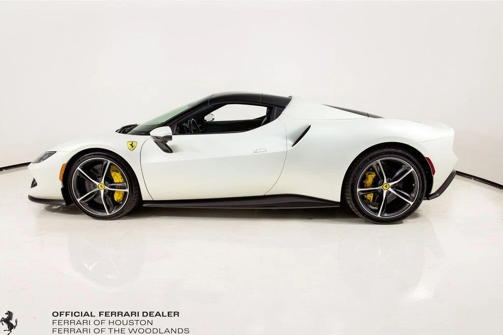 2025 Ferrari 296 GTS - Image 27 of 31
