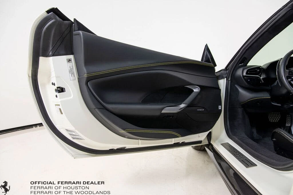 2025 Ferrari 296 GTS - Image 20 of 31