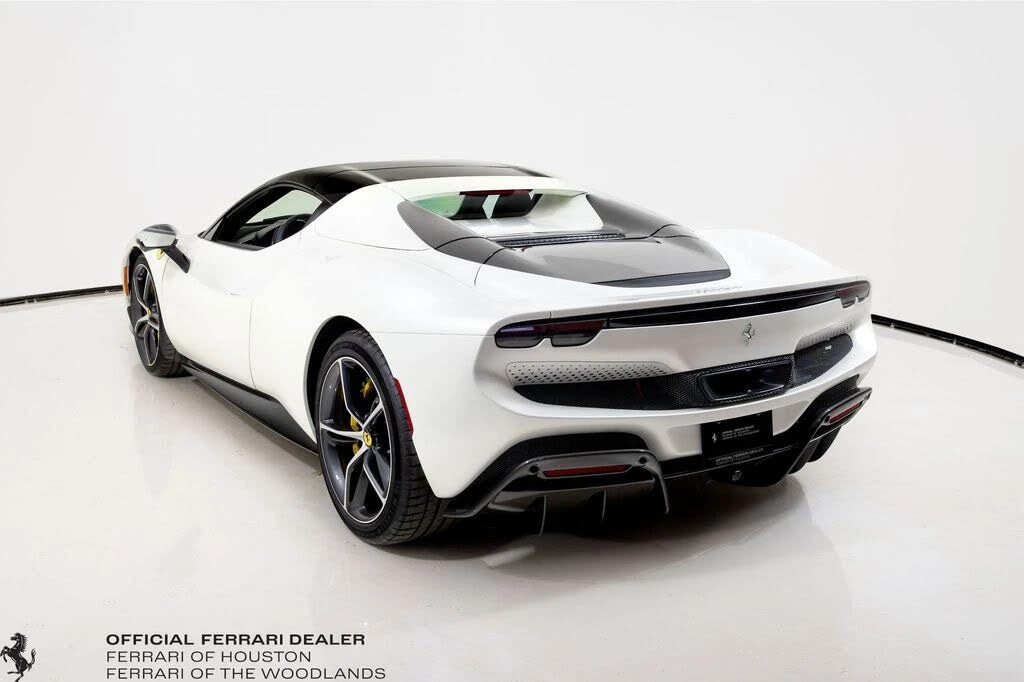 2025 Ferrari 296 GTS - Image 23 of 31