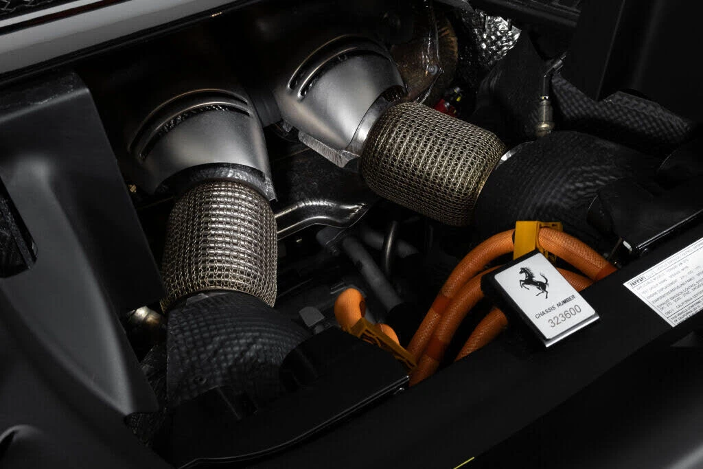 2025 Ferrari 296 GTS - Image 21 of 31
