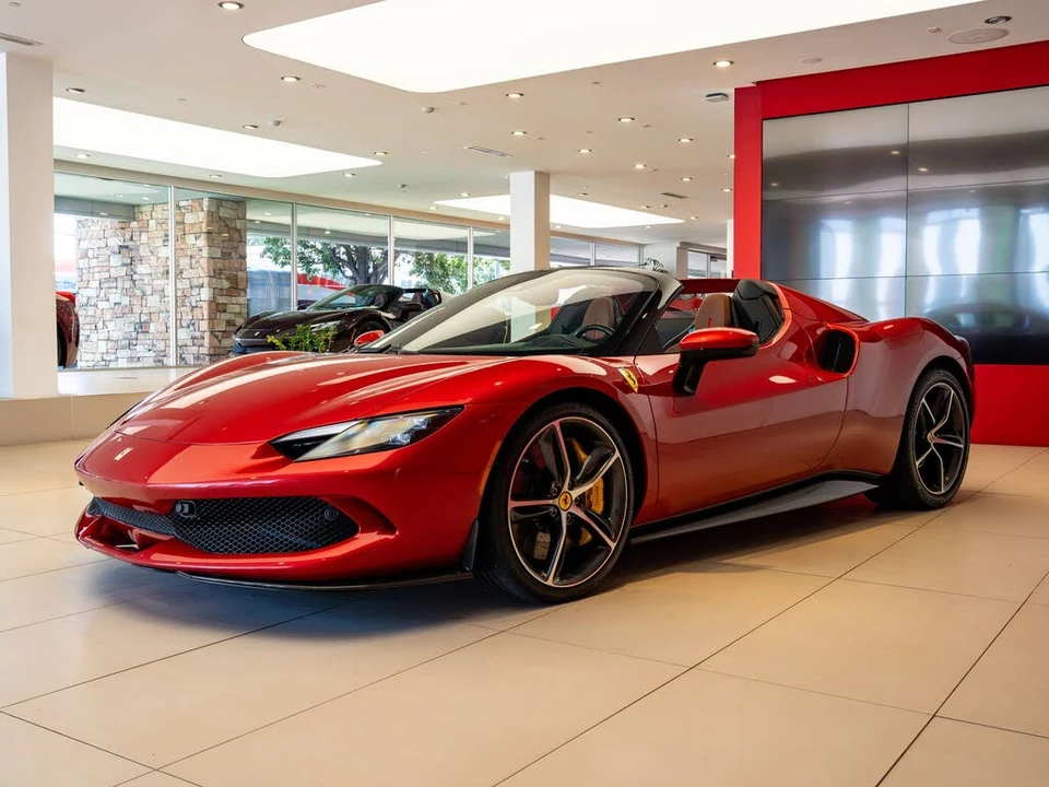 2025 Ferrari 296 GTS - Image 4 of 31