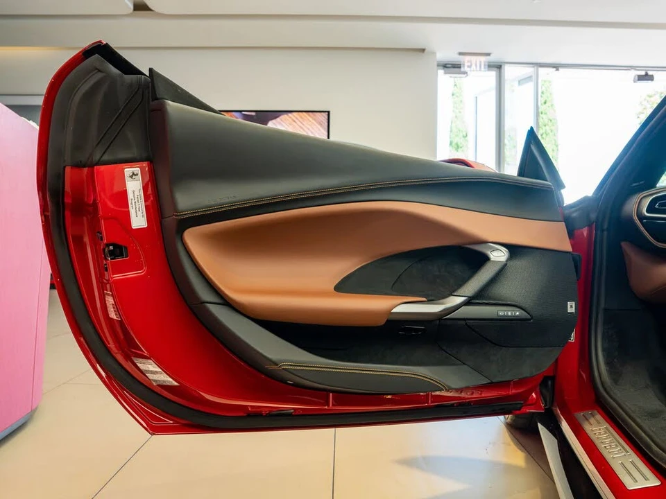 2025 Ferrari 296 GTS - Image 8 of 31