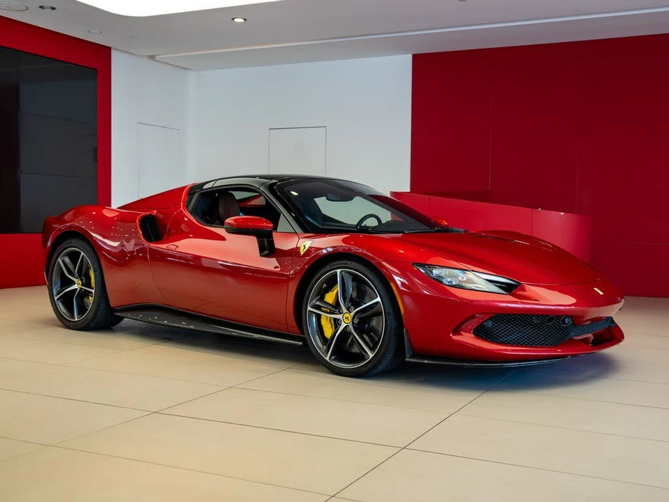2025 Ferrari 296 GTS - Image 27 of 31