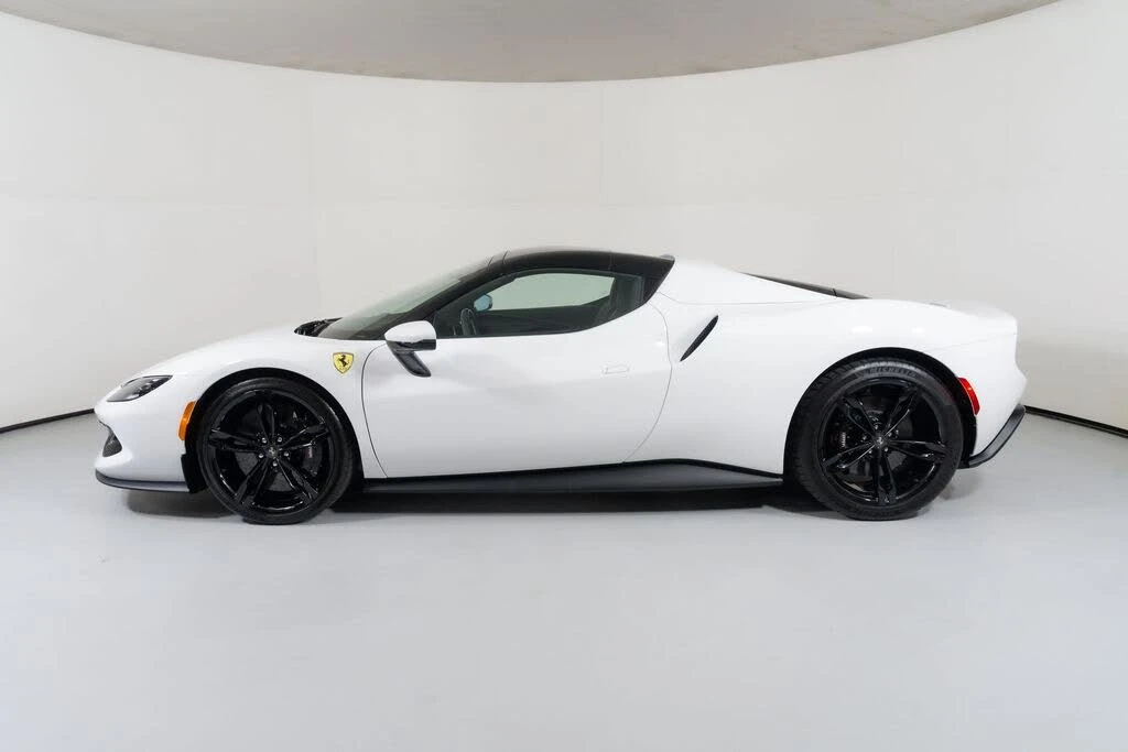 2025 Ferrari 296 GTS - Image 12 of 31