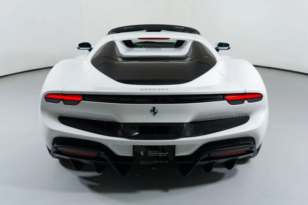 2025 Ferrari 296 GTS - Image 27 of 31