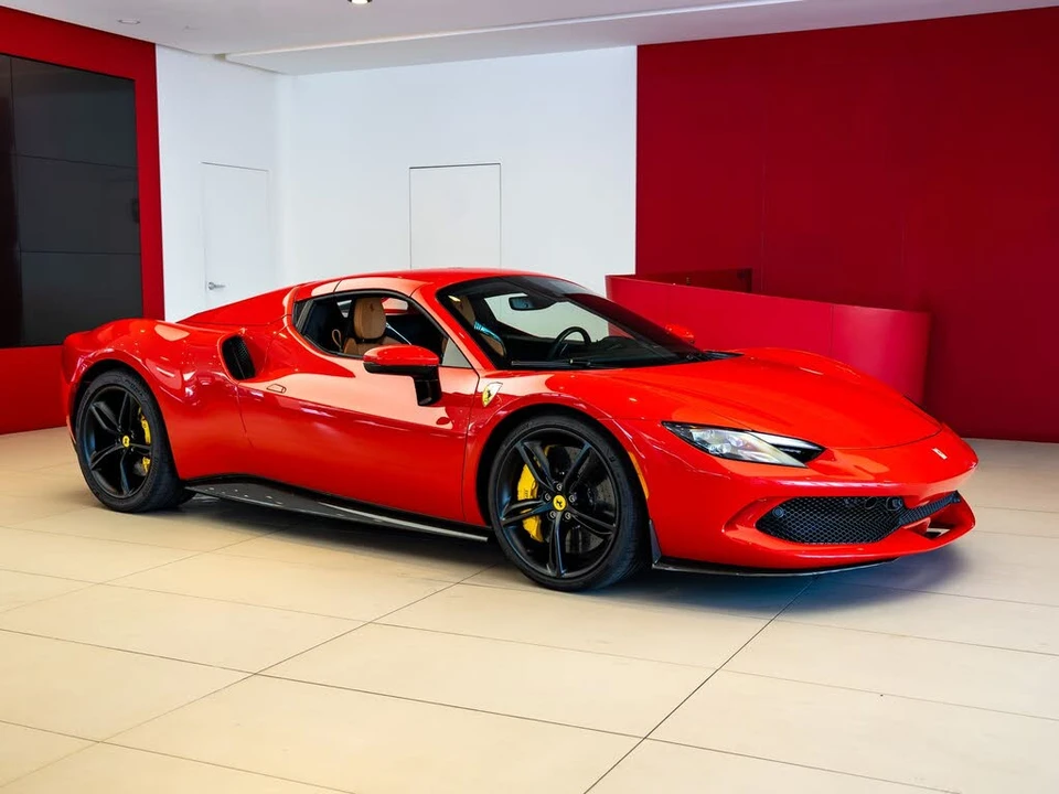 2025 Ferrari 296 GTS - Image 27 of 31