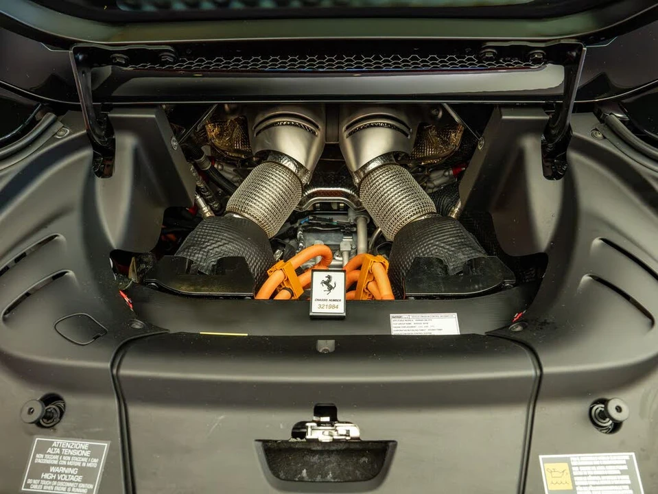 2025 Ferrari 296 GTS - Image 24 of 31