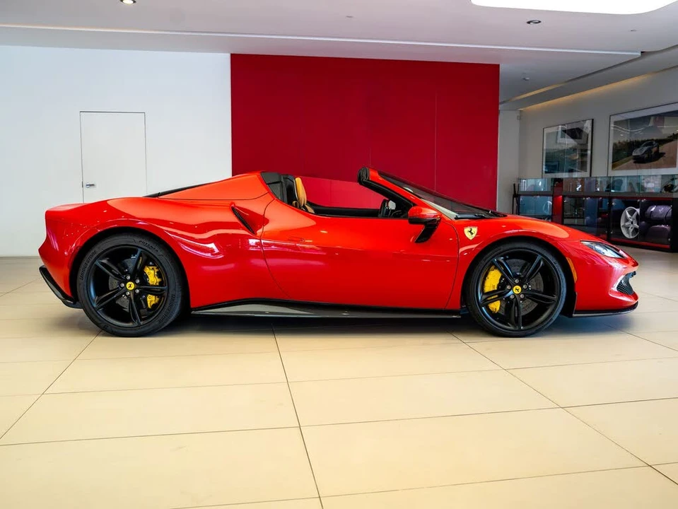 2025 Ferrari 296 GTS - Image 7 of 31