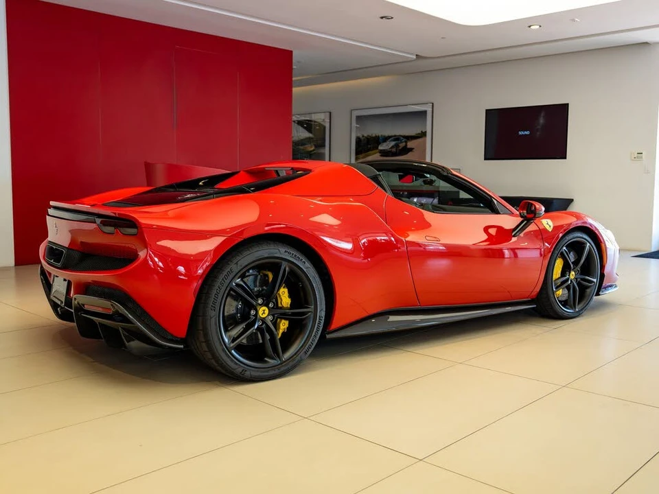 2025 Ferrari 296 GTS - Image 6 of 31