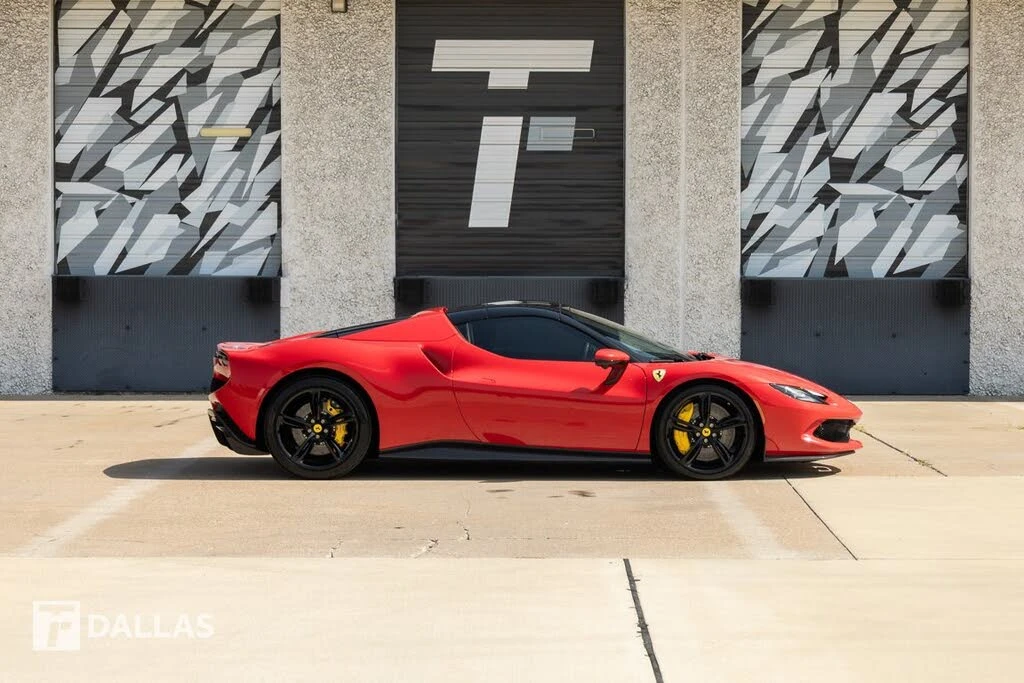 2025 Ferrari 296 GTS - Image 17 of 31