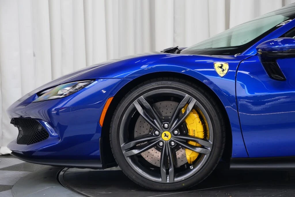 2025 Ferrari 296 GTS - Image 10 of 31