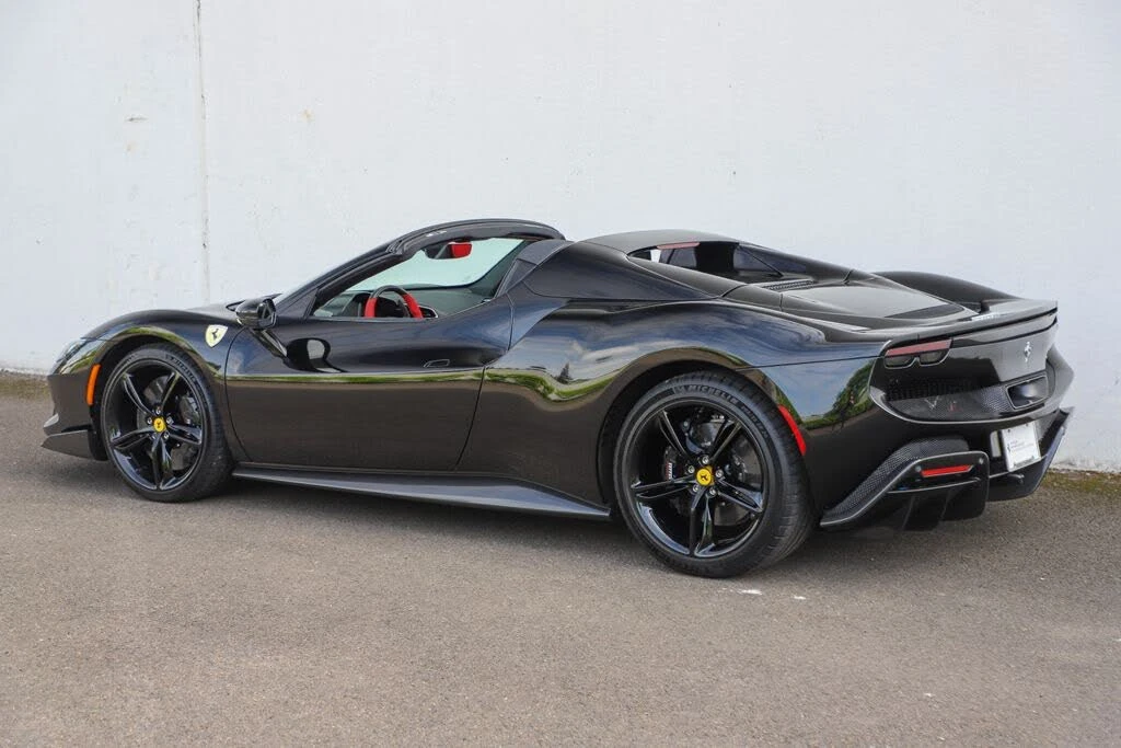 2025 Ferrari 296 GTS - Image 25 of 31