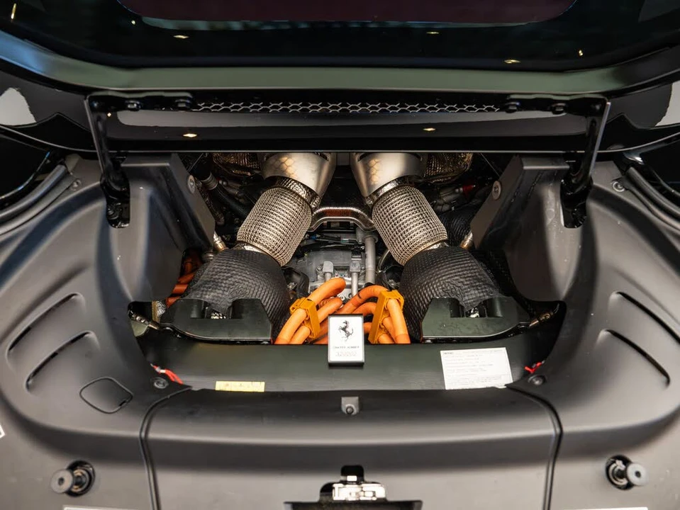 2025 Ferrari 296 GTS - Image 24 of 31