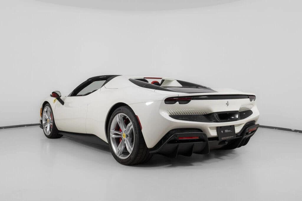 2025 Ferrari 296 GTS - Image 4 of 31