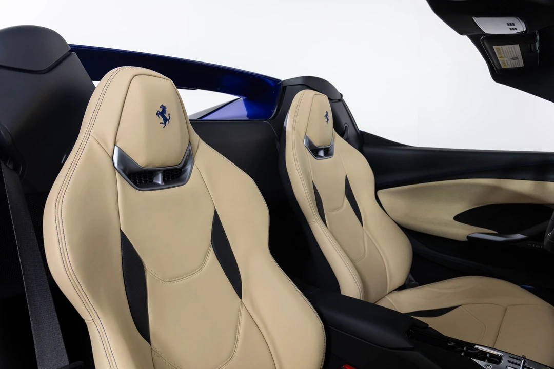 2025 Ferrari 296 GTS - Image 27 of 31