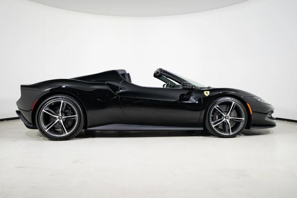 2025 Ferrari 296 GTS - Image 19 of 31