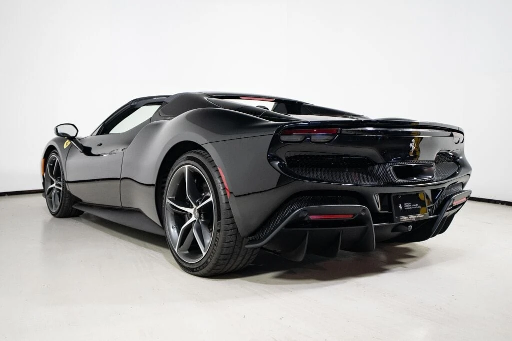 2025 Ferrari 296 GTS - Image 7 of 31