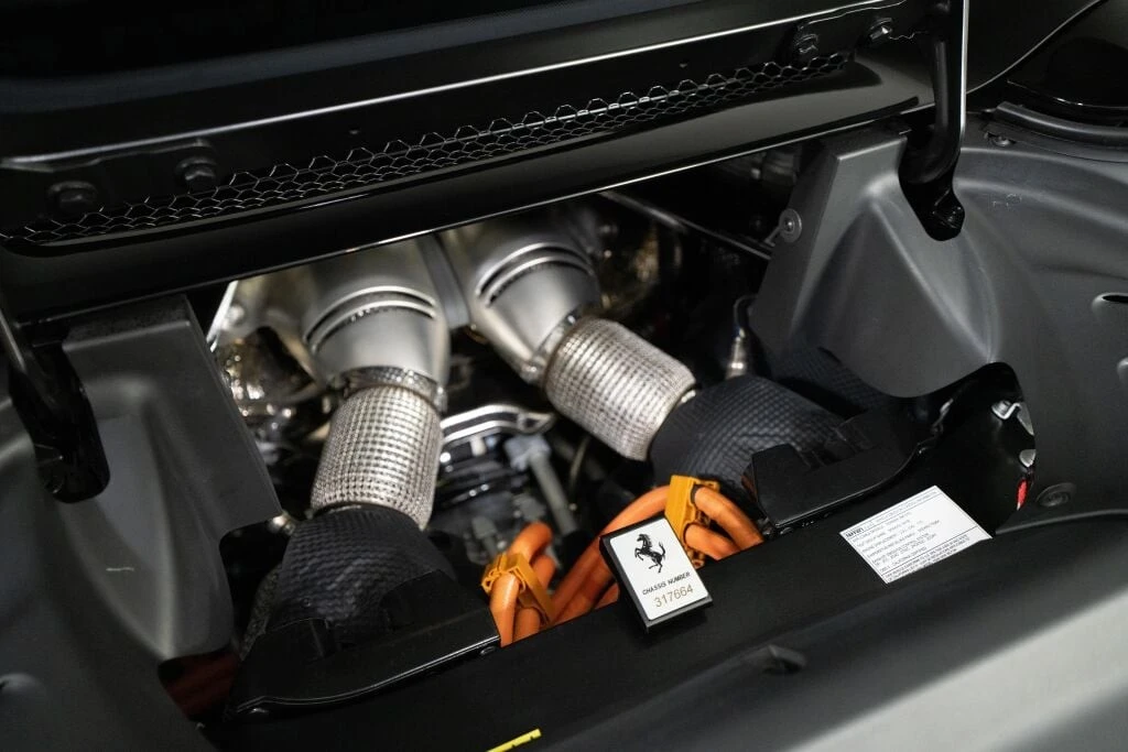 2025 Ferrari 296 GTS - Image 28 of 31