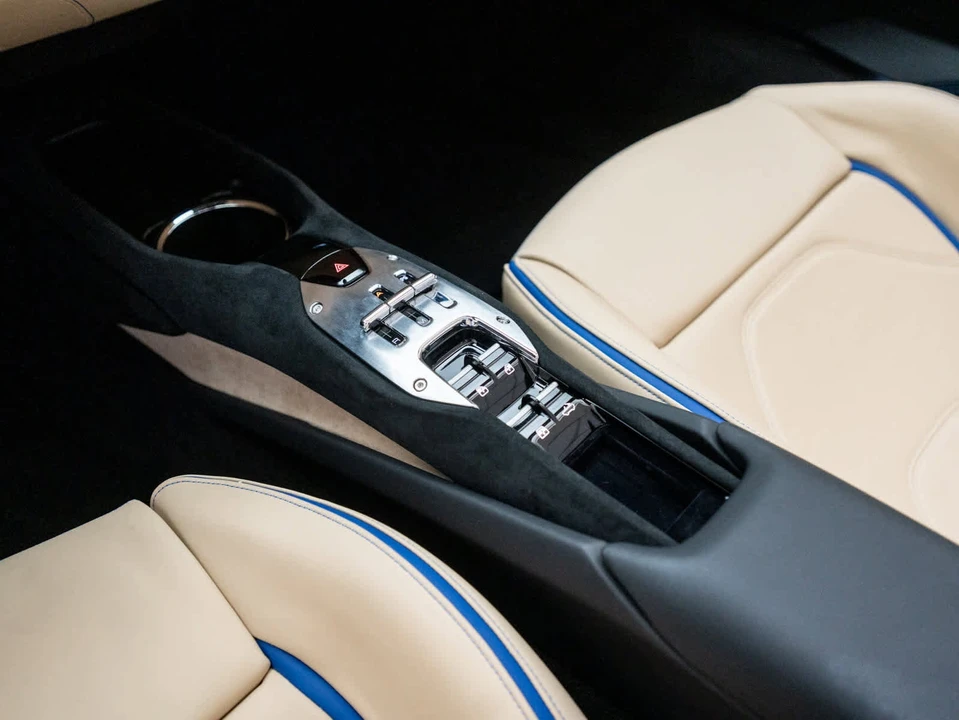 2025 Ferrari 296 GTS - Image 18 of 31