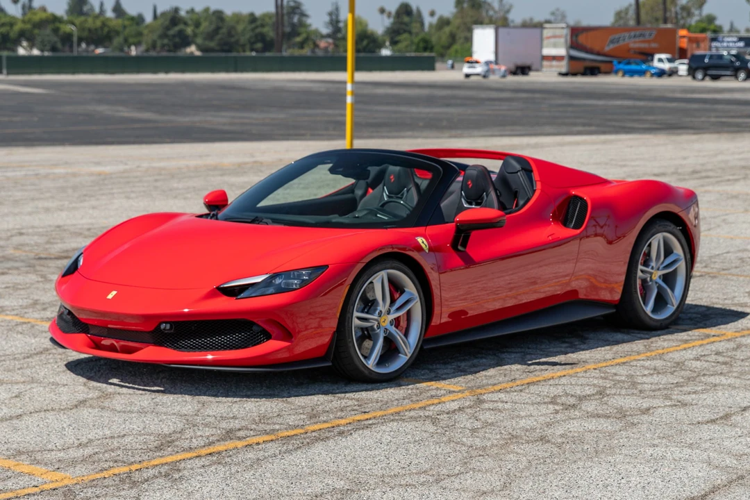 2025 Ferrari 296 GTS - Image 4 of 31