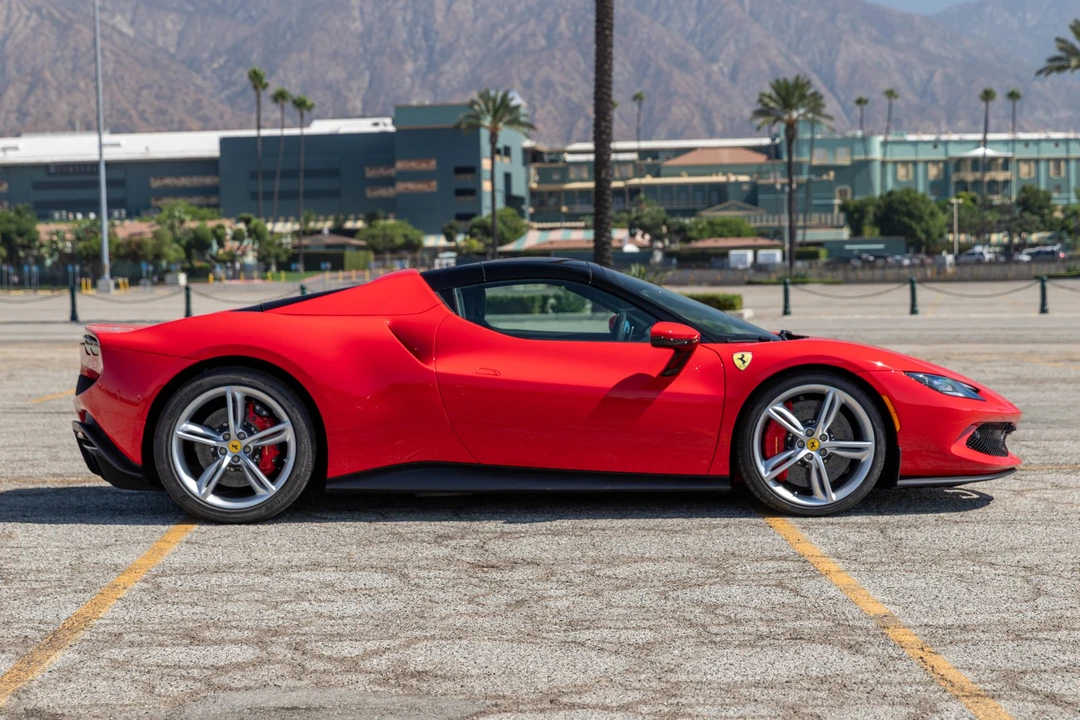 2025 Ferrari 296 GTS - Image 17 of 31