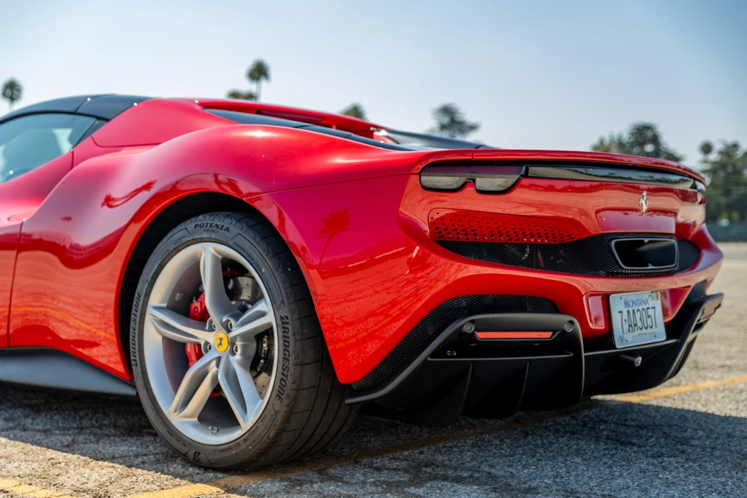 2025 Ferrari 296 GTS - Image 21 of 31