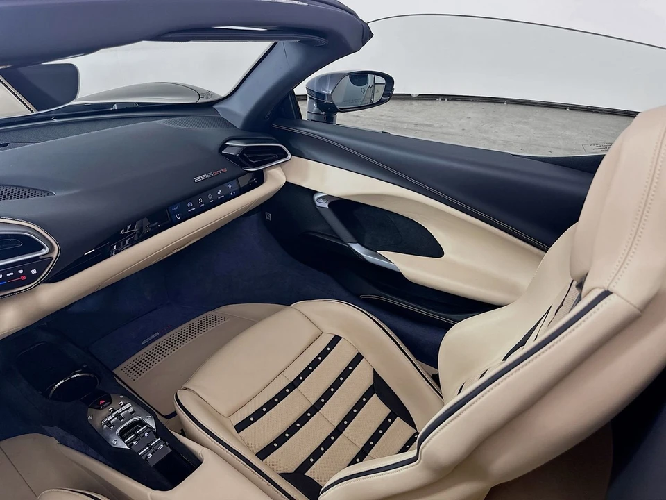 2025 Ferrari 296 GTS - Image 24 of 31