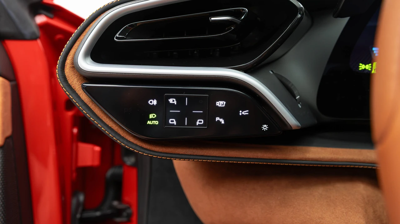 2025 Ferrari 296 GTS - Image 29 of 31