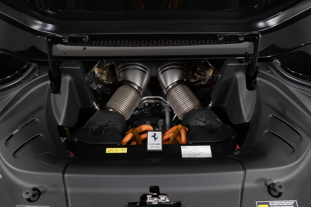 2025 Ferrari 296 GTS - Image 19 of 31