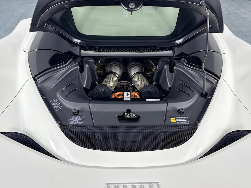 2025 Ferrari 296 GTS - Image 28 of 31