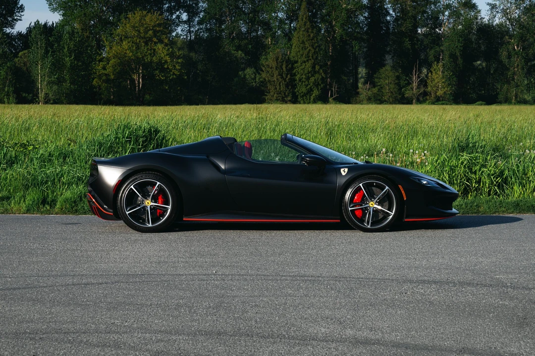 2025 Ferrari 296 GTS - Image 21 of 31
