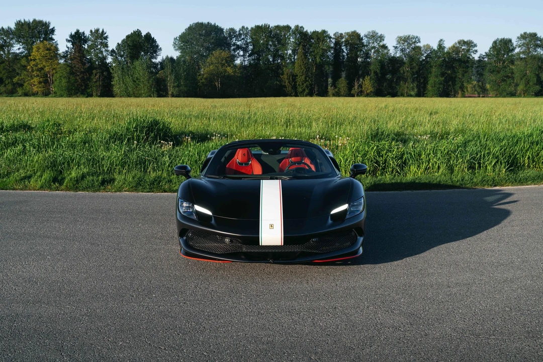 2025 Ferrari 296 GTS - Image 27 of 31