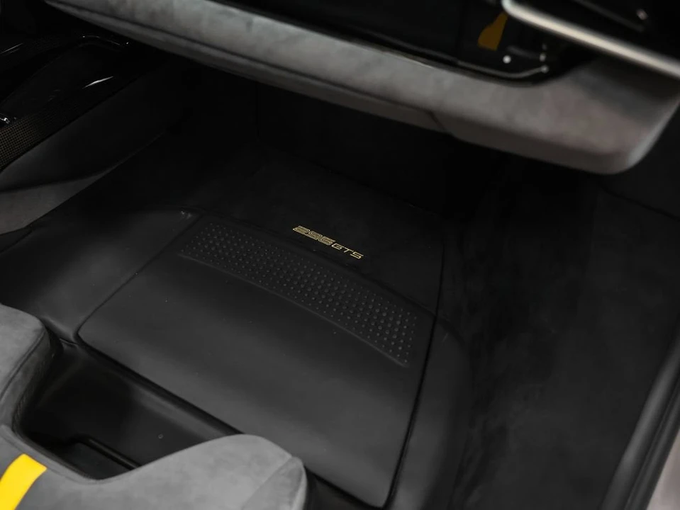 2025 Ferrari 296 GTS - Image 19 of 31