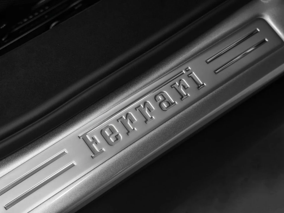 2025 Ferrari 296 GTS - Image 18 of 31