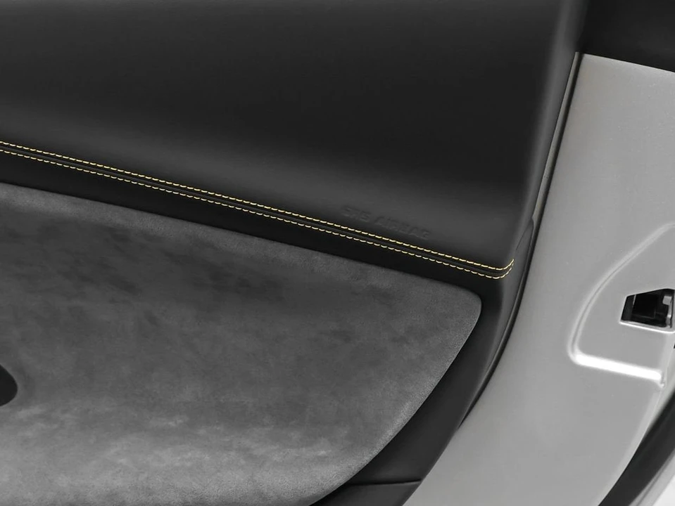 2025 Ferrari 296 GTS - Image 29 of 31