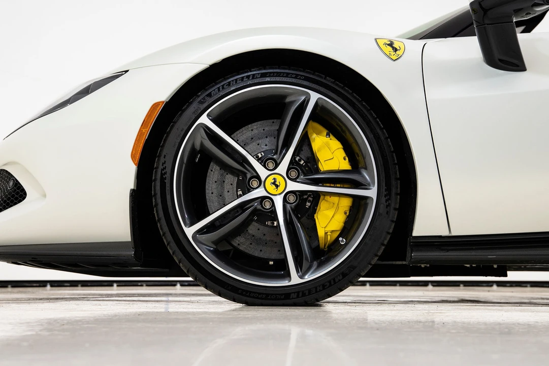 2025 Ferrari 296 GTS - Image 16 of 31