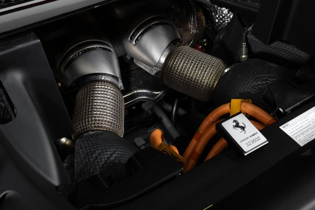 2025 Ferrari 296 GTS - Image 21 of 31