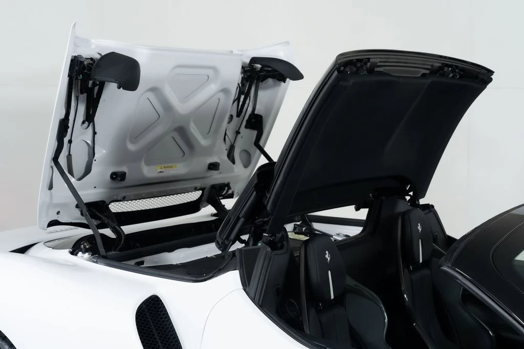 2025 Ferrari 296 GTS - Image 23 of 31