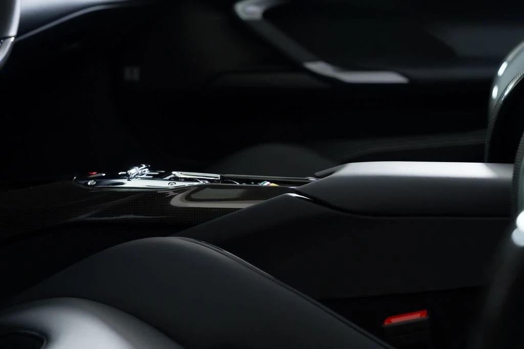 2025 Ferrari 296 GTS - Image 6 of 31
