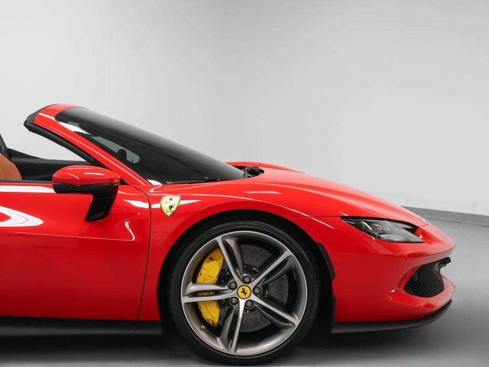 2025 Ferrari 296 GTS - Image 9 of 31