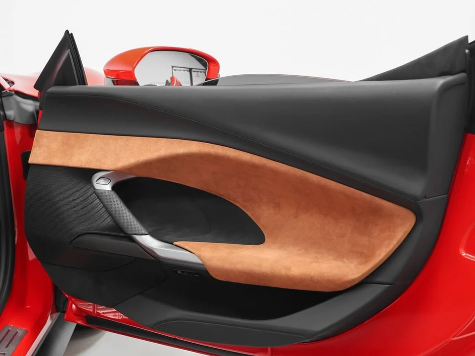 2025 Ferrari 296 GTS - Image 27 of 31