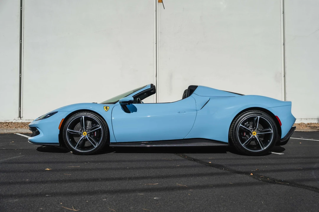 2025 Ferrari 296 GTS - Image 5 of 31