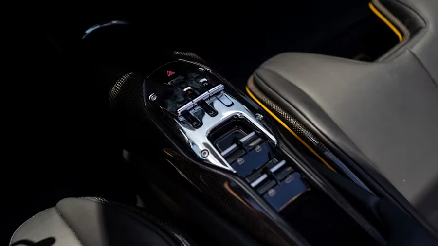 2025 Ferrari 296 GTS - Image 27 of 31