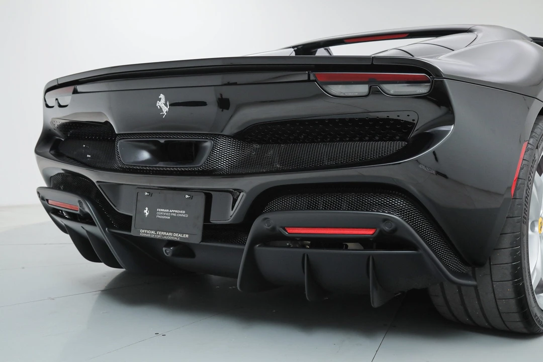 2025 Ferrari 296 GTS - Image 21 of 31