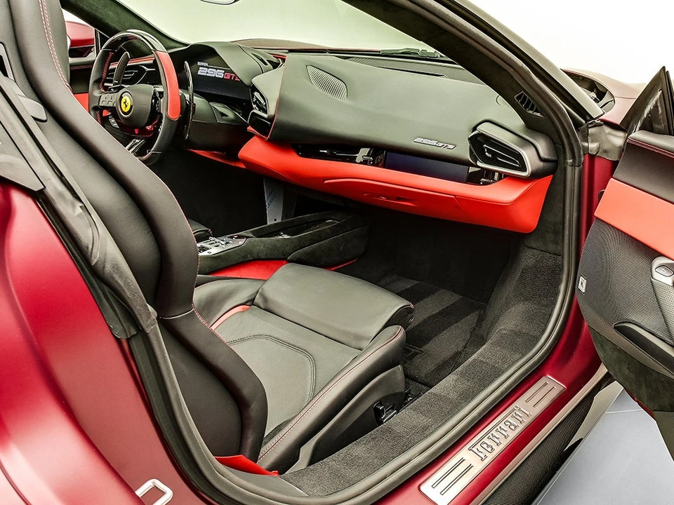 2025 Ferrari 296 GTS - Image 19 of 31