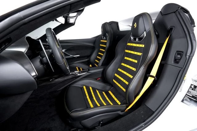 2025 Ferrari 296 GTS - Image 4 of 31