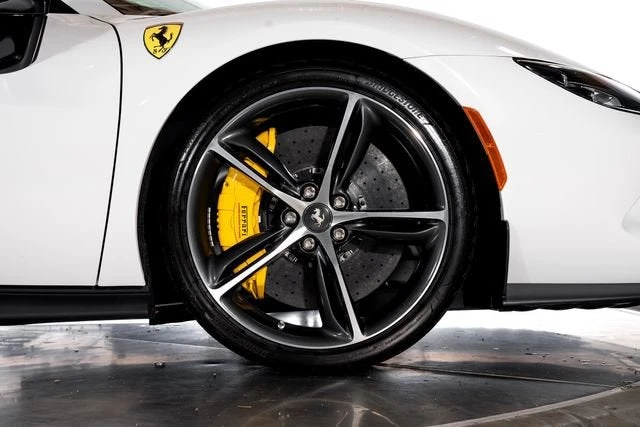 2025 Ferrari 296 GTS - Image 21 of 31