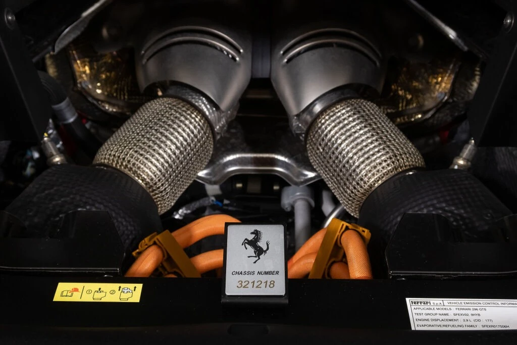 2025 Ferrari 296 GTS - Image 22 of 31