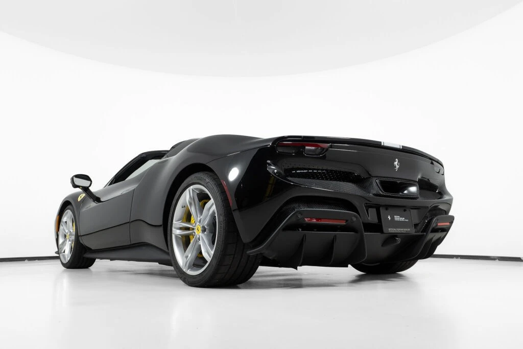 2025 Ferrari 296 GTS - Image 18 of 31