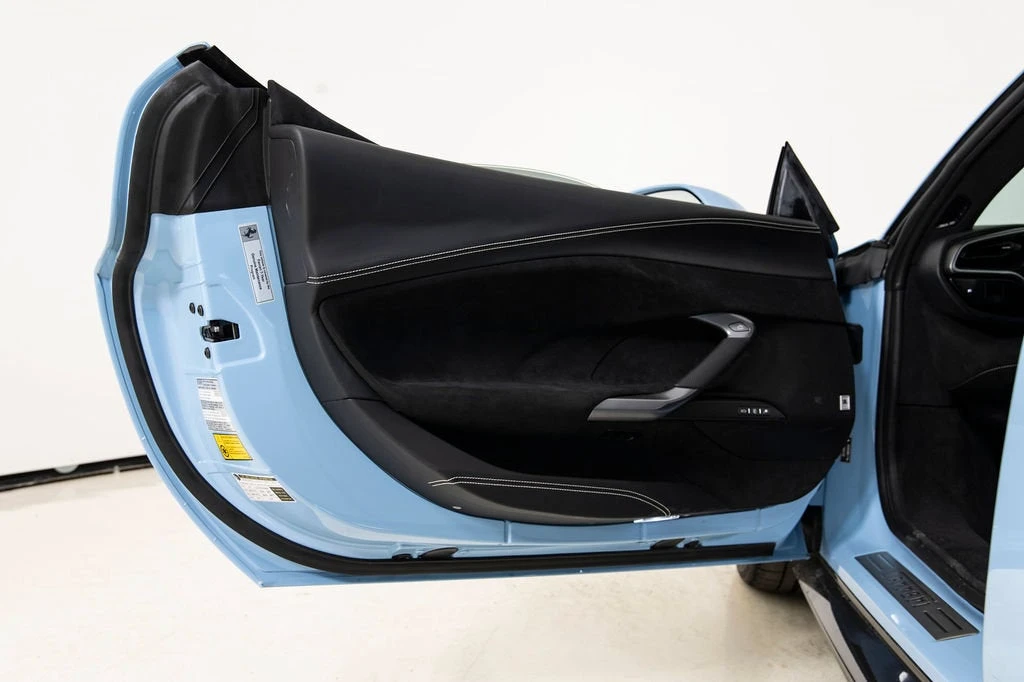 2025 Ferrari 296 GTS - Image 20 of 31
